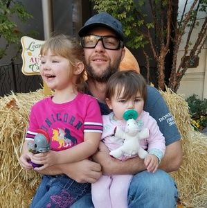 Meet your Posher, Becky